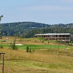 12 kacov panorama golf resort klubovna